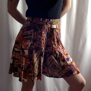 <VTG> Flowy Patterned Shorts